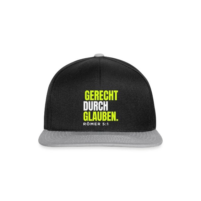 Gerecht durch Glauben – Römer 5,1 auf Snapback Cap in Schwarz/Grau, Vorderansicht